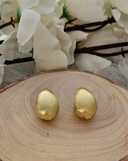 Matte Gold Oval Stud Earrings