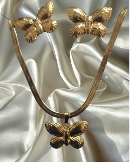 Anti-Tarnish Butterfly Pendant Necklace Set