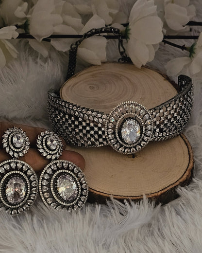 Antique Silver-Tone Choker and Earring Set with Large Gemstones